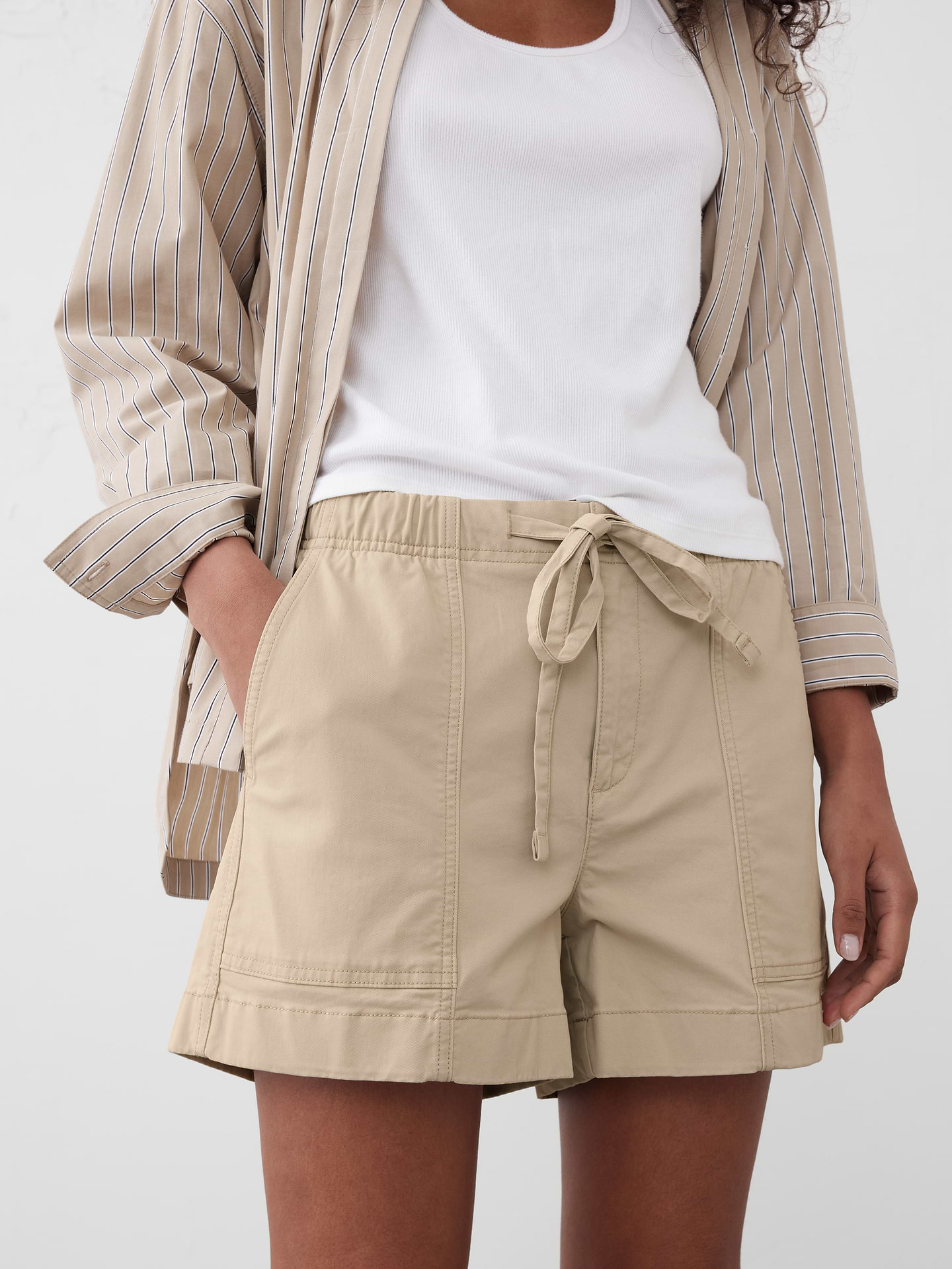 Image 3 of 4, Chino Short