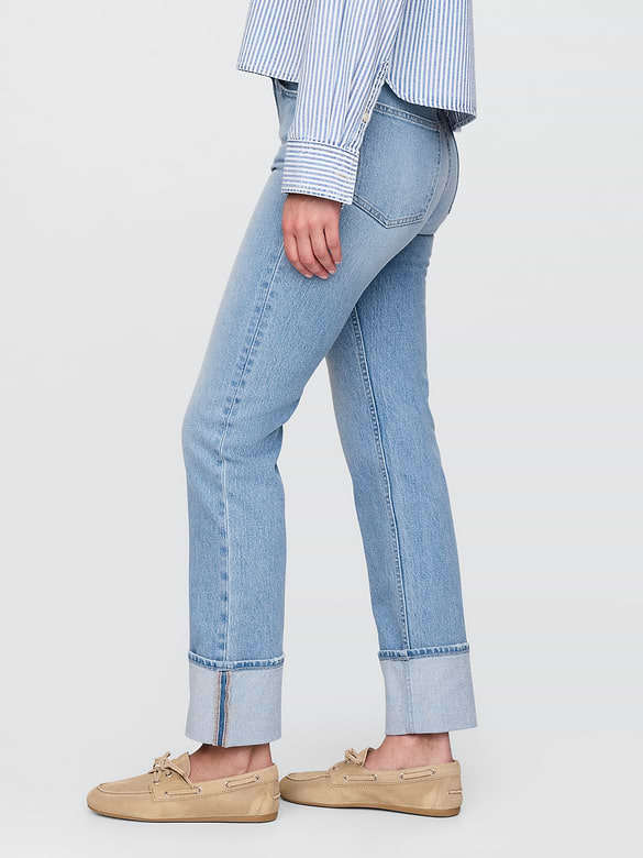 High Rise Cuffed '90s Slim Straight Jeans