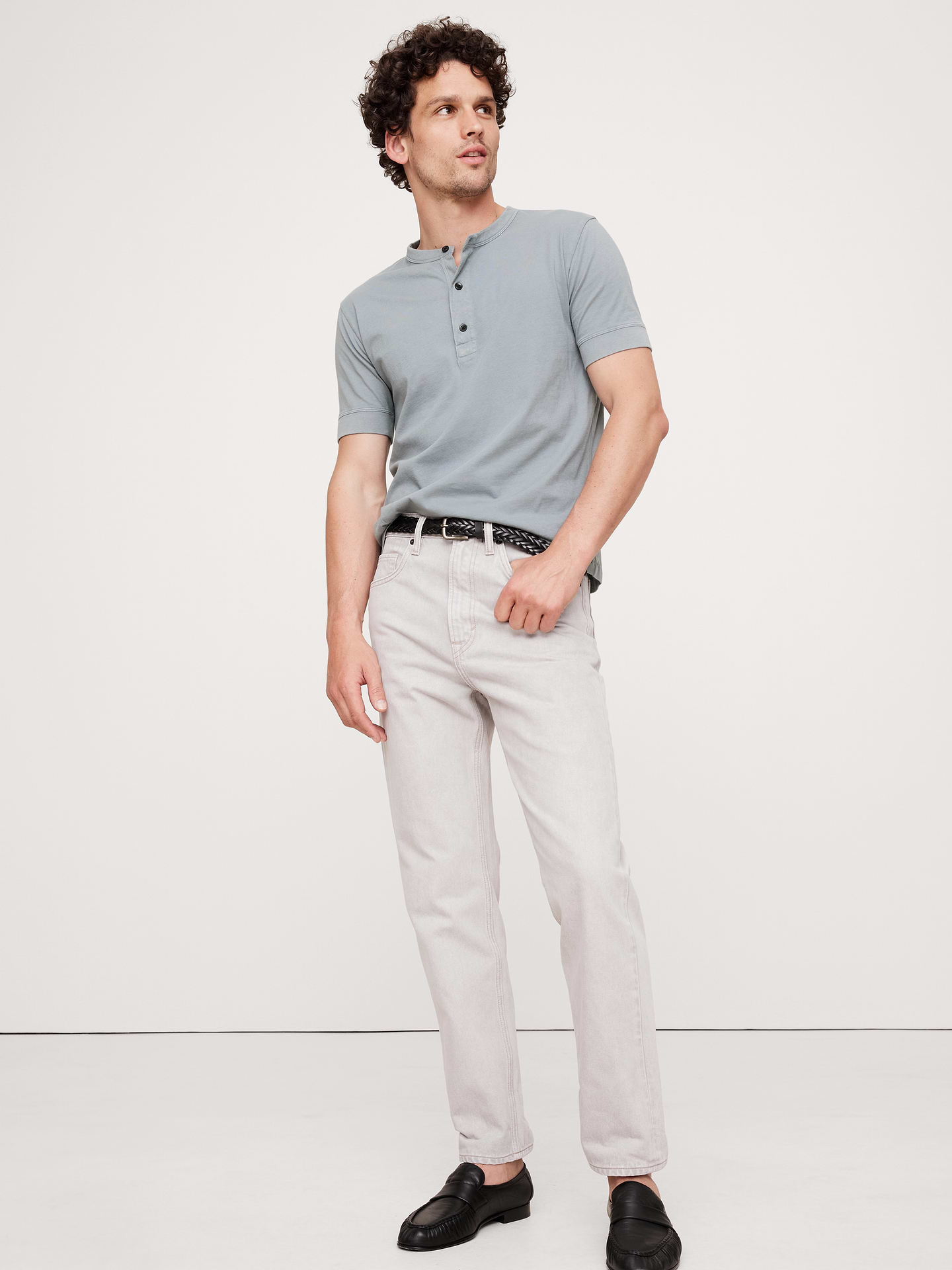 L'image numéro 1 présente T-shirt henley doux