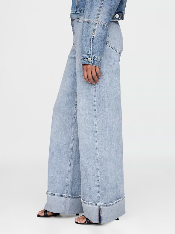 High Rise Stride Cuffed Wide-Leg Jeans