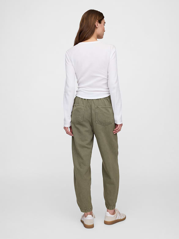 Mid Rise Pull-On Soft Barrel Jeans