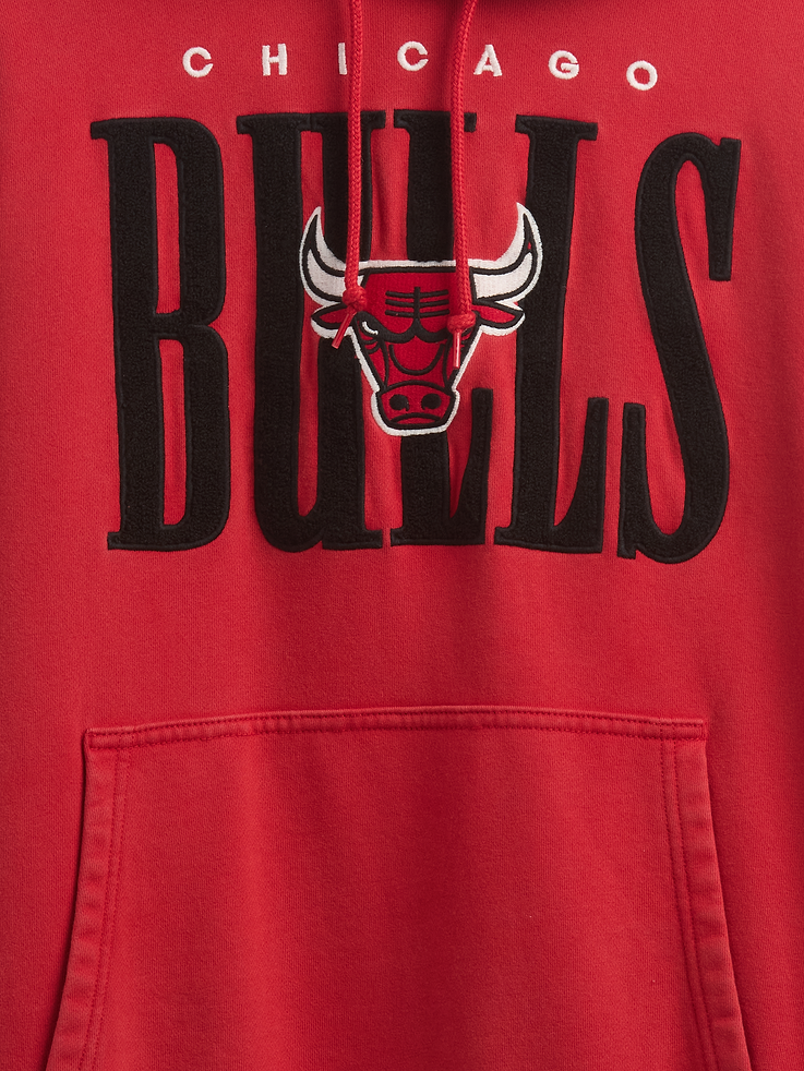 Image 4 of 8, NBA Chicago Bulls Logo Heavyweight Hoodie