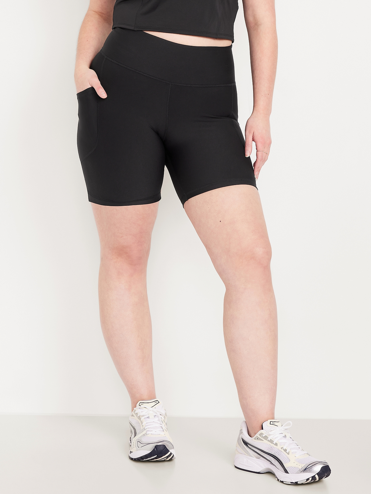 High-Waisted PowerSoft Pocket Biker Shorts -- 6-inch inseam | Old Navy