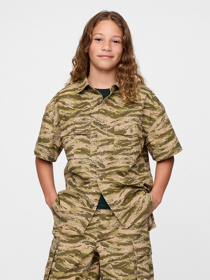 L'image numéro 1 présente Chemise utilitaire en tissu indéchirable pour Enfant