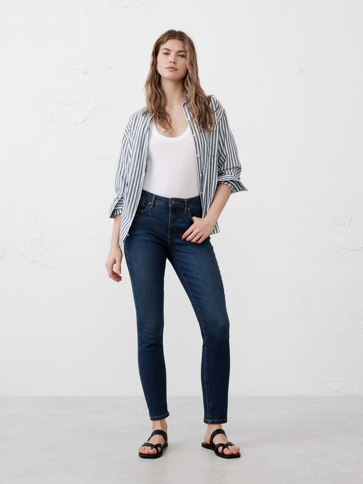 Image number 1 showing, Curvy Mid-Rise Skinny Jean