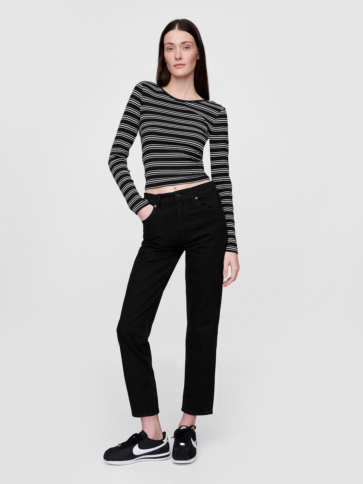 High Rise Cheeky Straight Jeans - Black wash by Gap