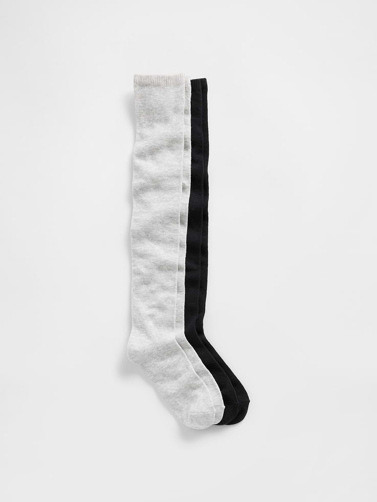 Image 1 de 1, Tricot doux., Partie supérieure côtelée., Pointe et talon renforcés., Fait de polyester recyclé à 10 %. Comparativement aux matières vierges, l’utilisation de matières recyclées permet de réduire l’utilisation des ressources et le gaspillage., Ce produit a été fabriqué dans une usine qui investit dans l’égalité des genres et l’autonomisation des femmes. Grâce à l’initiative RISE, visant à réinventer l’industrie pour soutenir l’égalité, et au programme P.A.C.E. d’avancement et de gestion de carrière de Gap Inc., nous aidons les gens qui fabriquent nos vêtements à acquérir les compétences, les connaissances, la confiance en soi et la résilience nécessaires pour progresser dans leur vie professionnelle et personnelle. En savoir plus ici ., Produit #778106