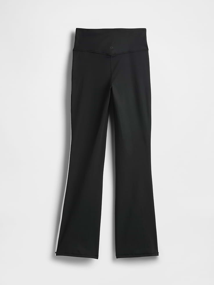 Image number 5 showing, GapFit Sky High Rise Power Flare Leggings