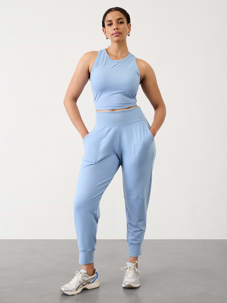 Image 1 of 6, FOR: Restoration and rejuvenation, FEEL: Super-soft Brushed Nirvana is extra cozy, FAVE: A wide, ribbed waistband provides support and comfort, Easy-access pockets to stash your essentials, Product #658312