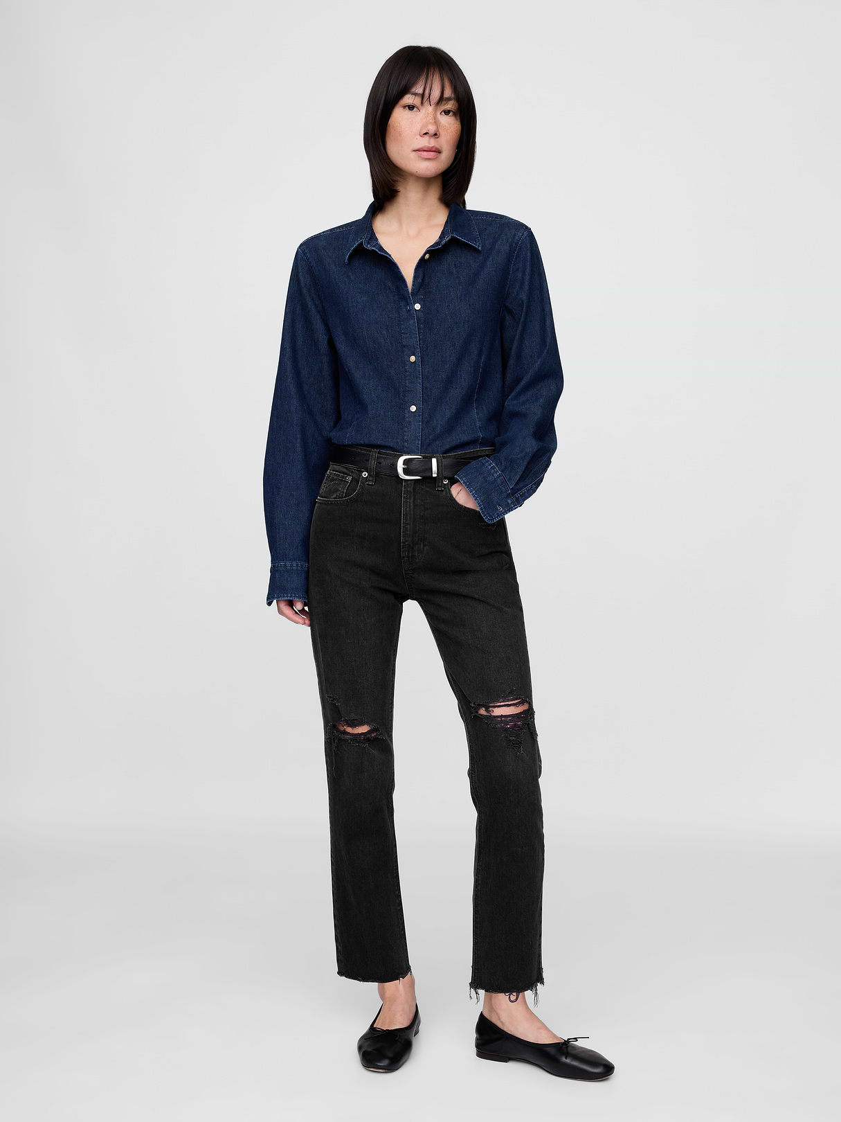High Rise Cheeky Straight Jeans - Worn black destroy by Gap