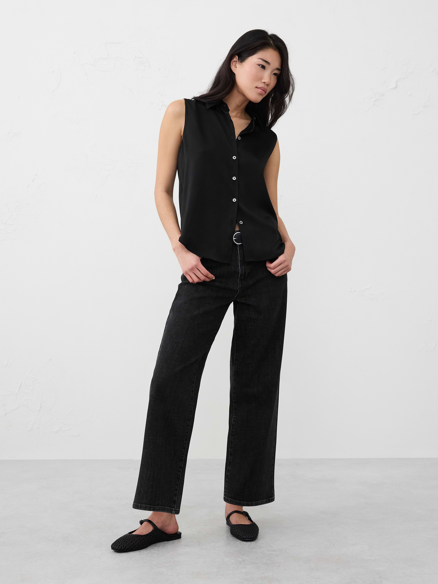 Image number 1 showing, Silky Collared Top