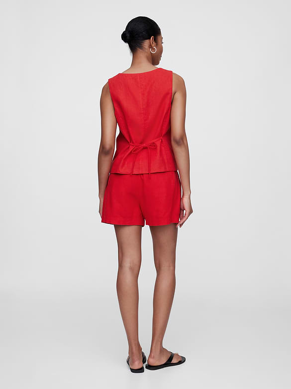 Linen-Blend Pleated Shorts