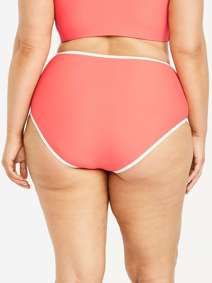 L'image numéro 8 présente Bas de surf mat à taille haute