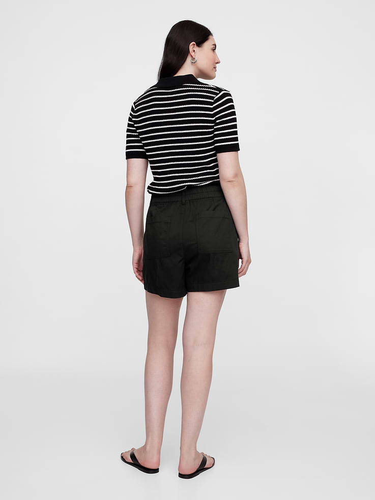 Image number 6 showing, High Rise 4" Khaki Girlfriend Shorts