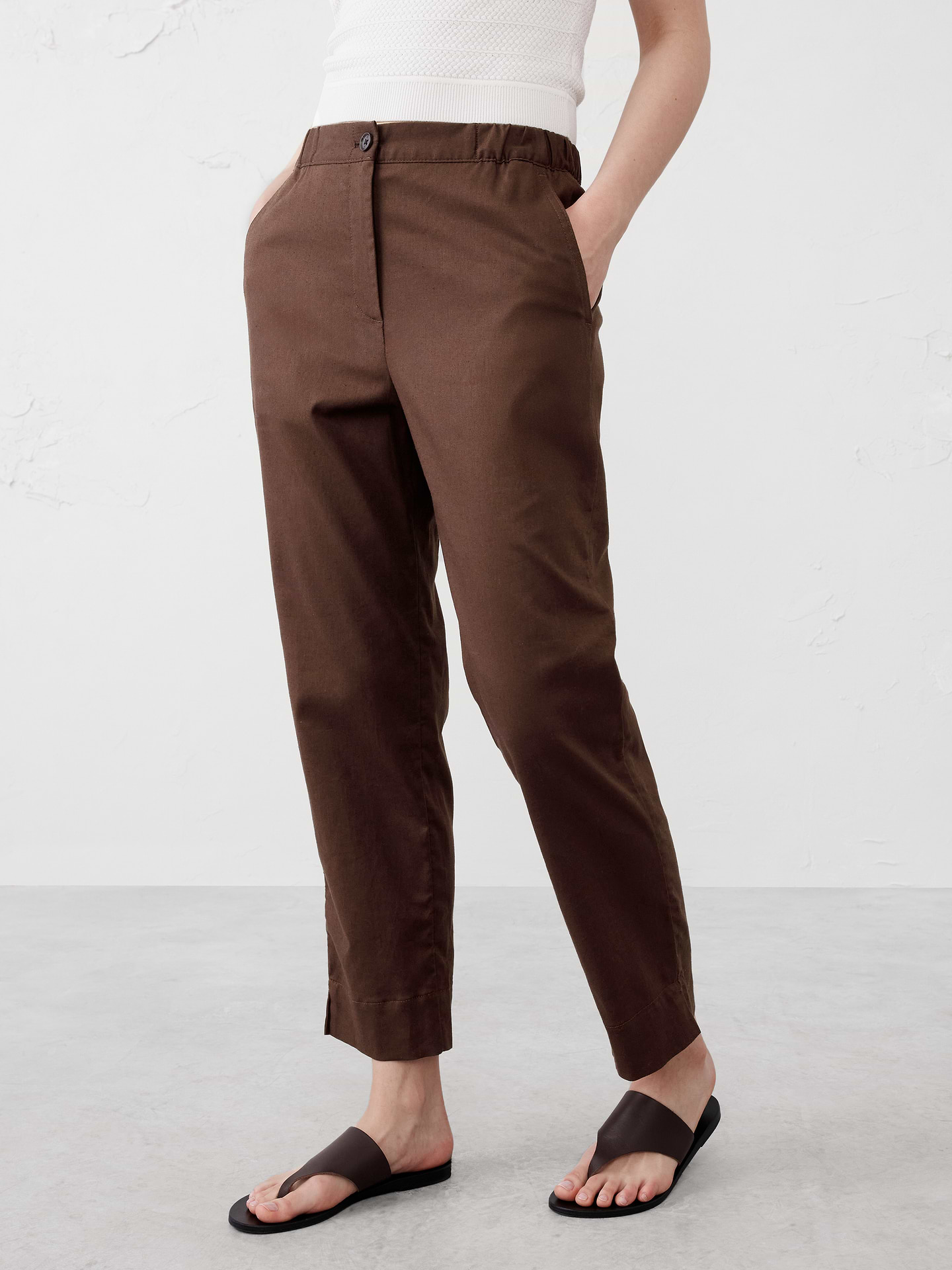 Image number 3 showing, Tapered Linen-Blend Pull-On Pant