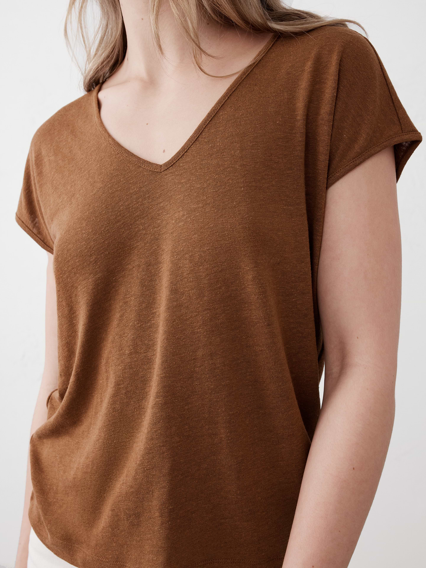 Image number 3 showing, Linen-Blend Top