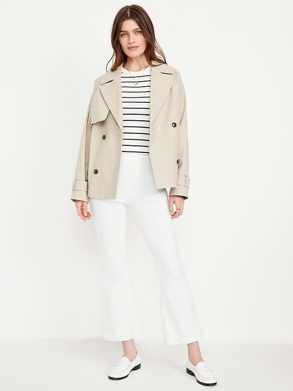 High-Waisted Weekender Pull-On Crop Flare Jeans