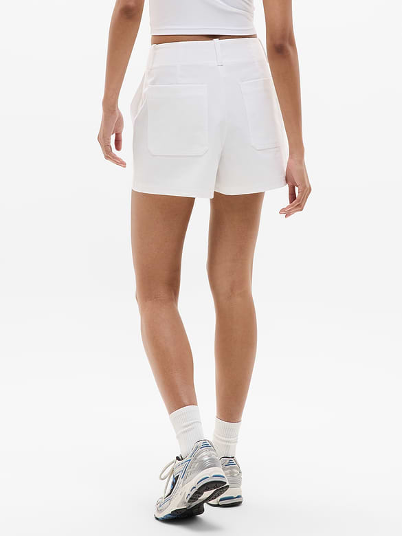 Skyline High Rise Tailored 4" Short