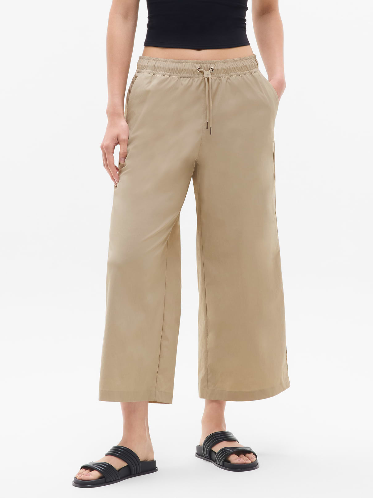 Midday Mid Rise Crop Poplin Pant