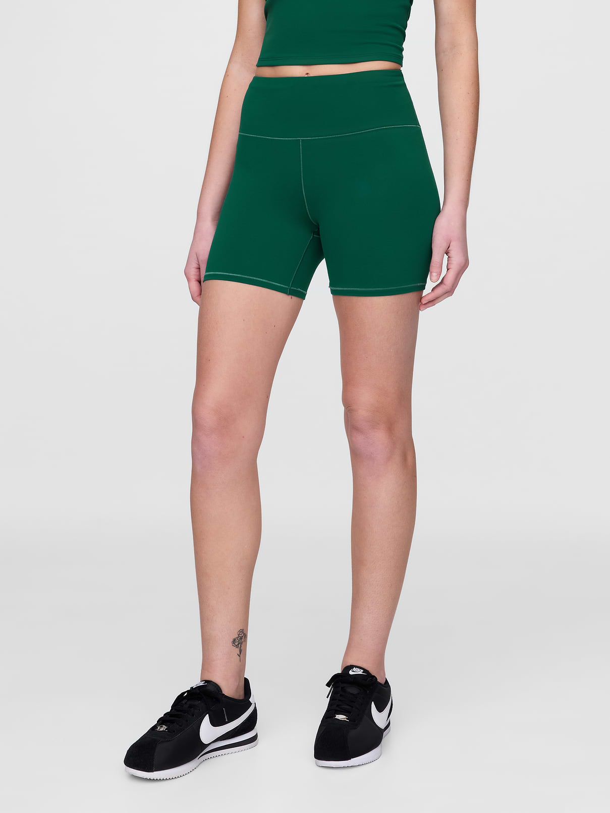 Image 2 of 6, 5" GapFit Smooth Bike Shorts
