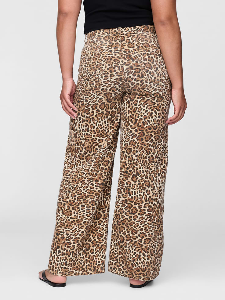 Image number 6 showing, Mid Rise UltraSoft Leopard Baggy Jeans
