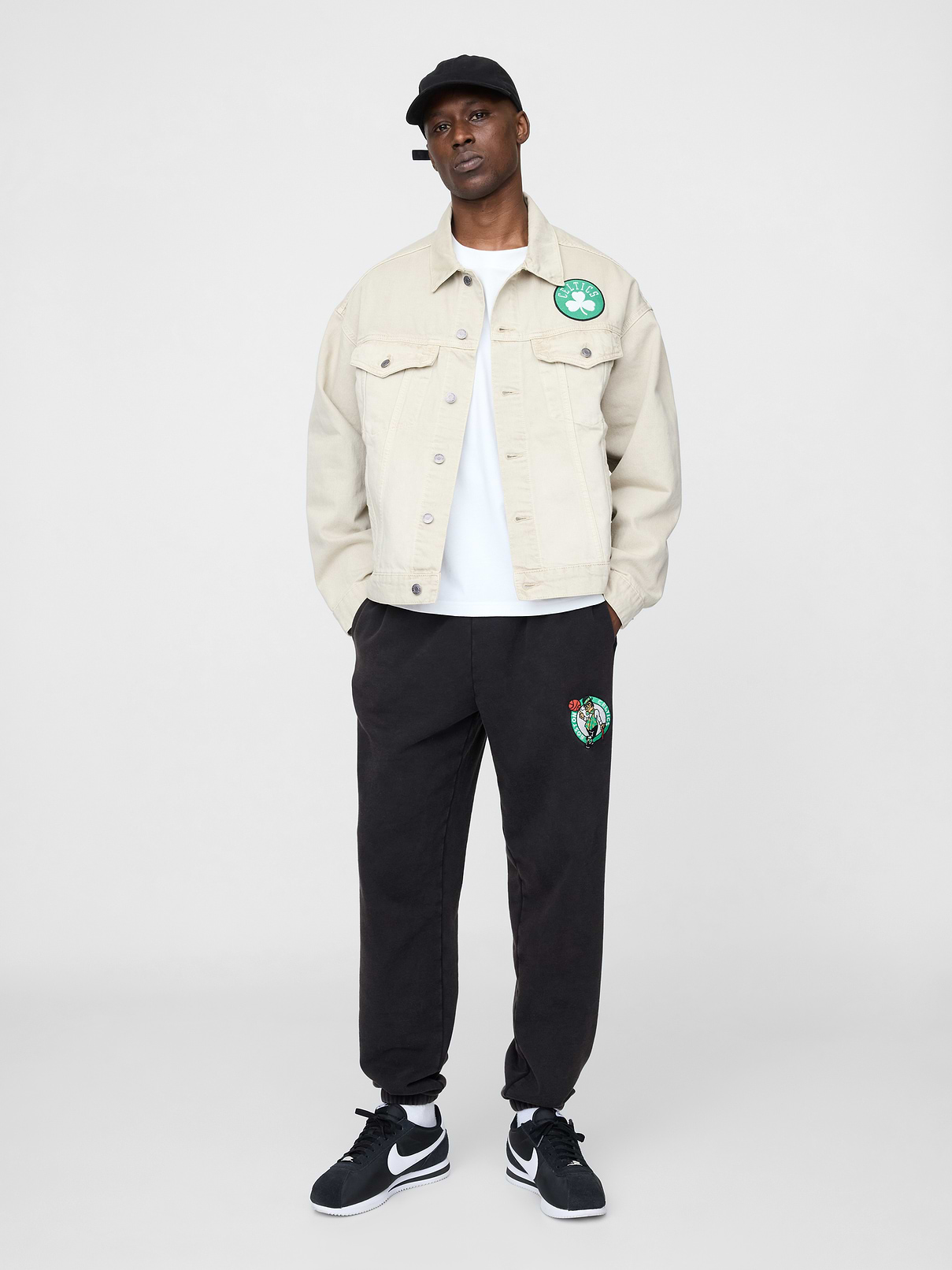 NBA Boston Celtics Logo Heavyweight Joggers