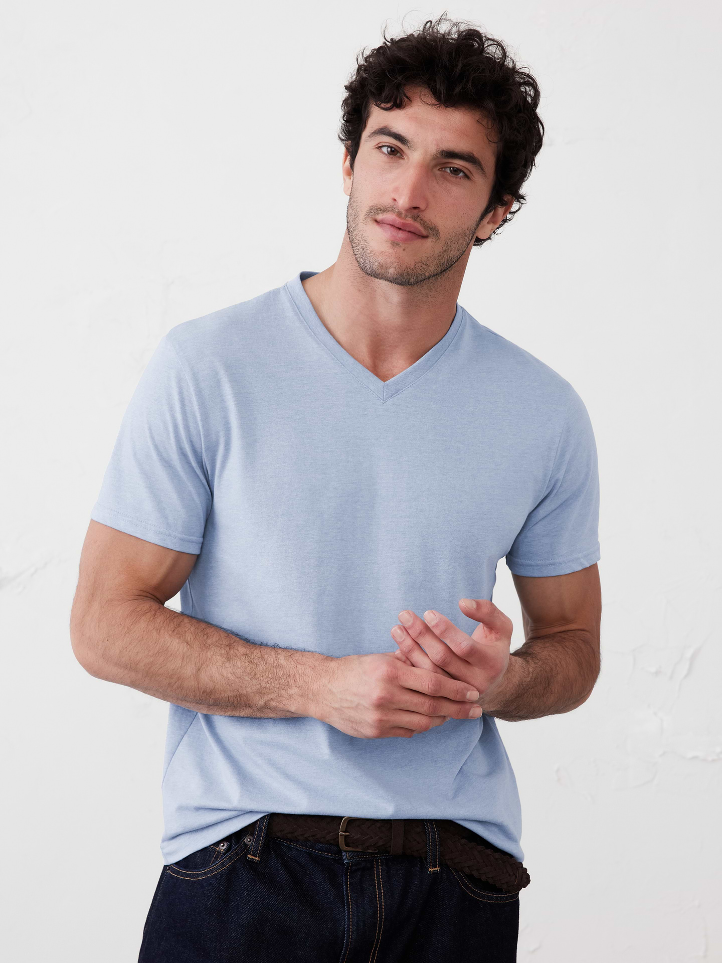 Banana Republic Factory Men's Premium Wash T-Shirt (Morning Mist Blue)
