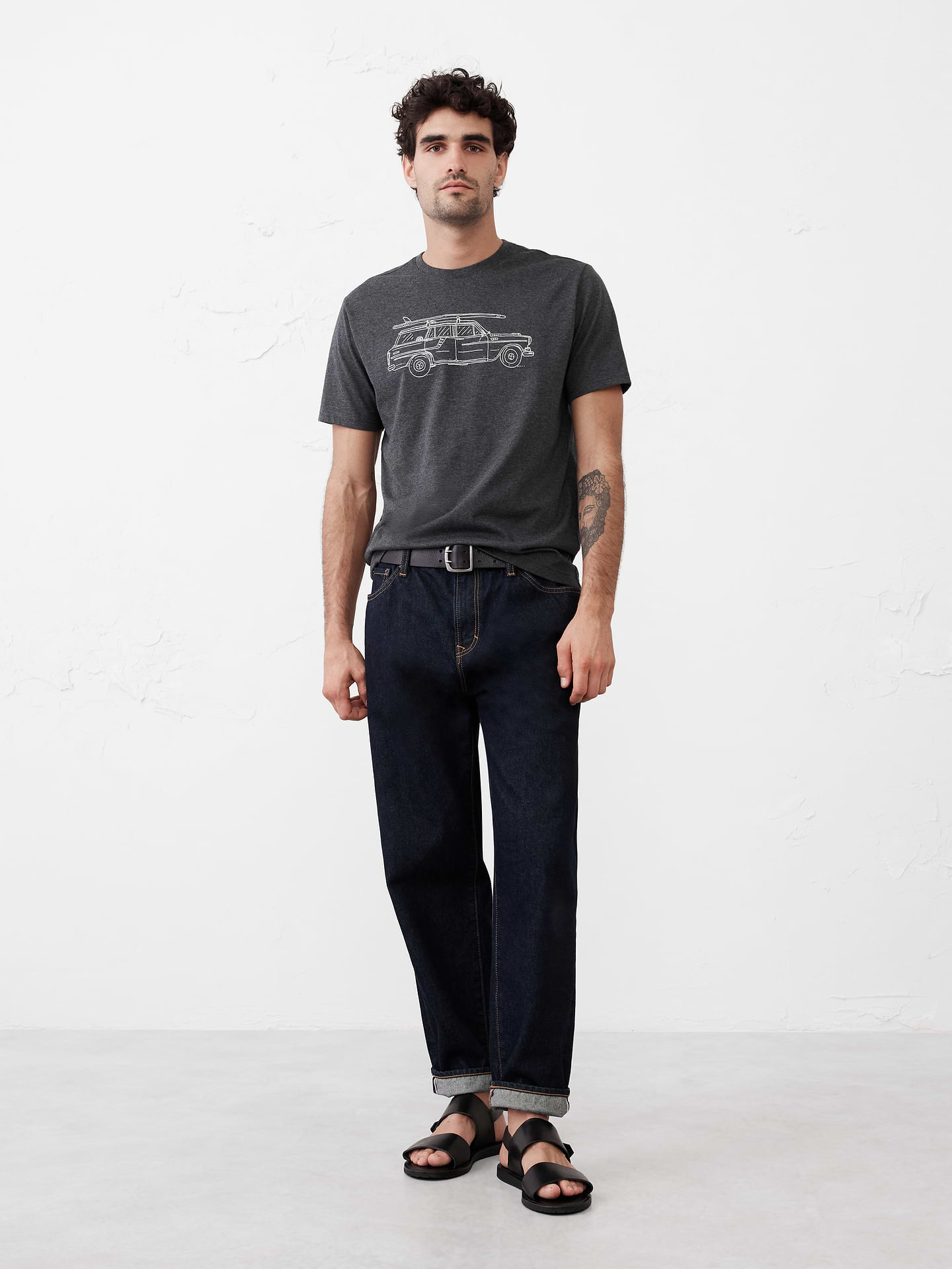 Image 1 of 1, In efforts to lower our environmental impact, we consciously crafted this T-shirt using cotton and recycled fibers made from 6 post-consumer plastic bottles., Crew neck. Short sleeves., Straight hem., Made exclusively for Banana Republic Factory., Product #748820