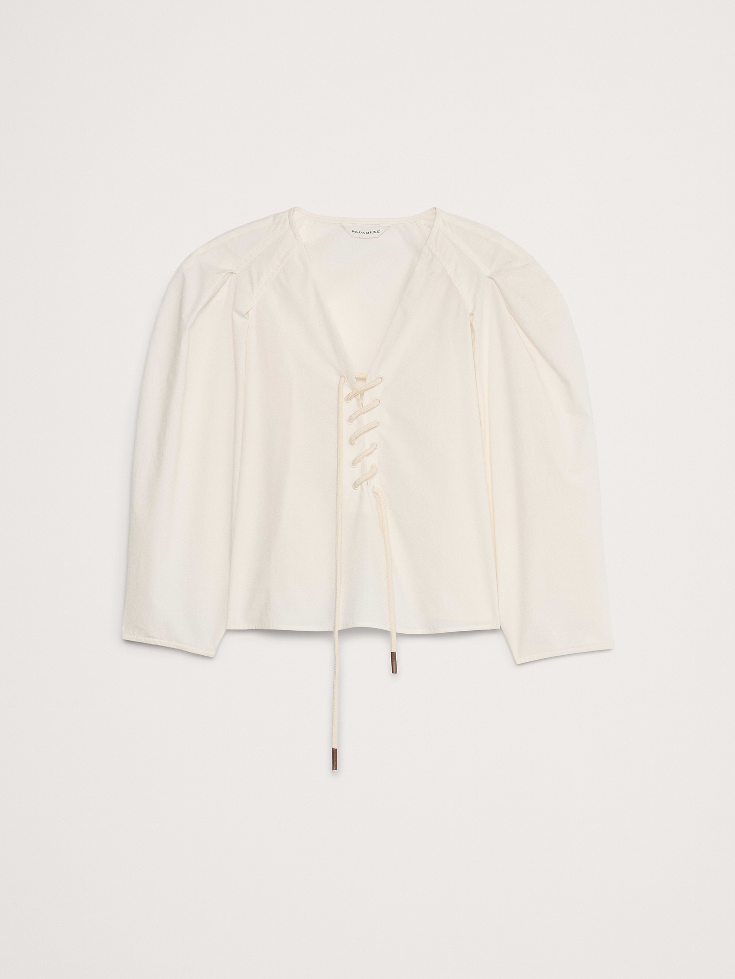 L'image numéro 8 présente Chemise courte à lacets en popeline de coton