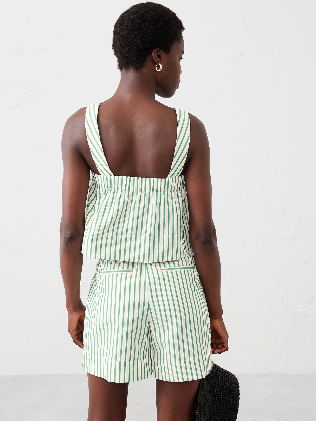 トップス R Seersucker Boxy Topstitch Tank | Banana Republic Factory