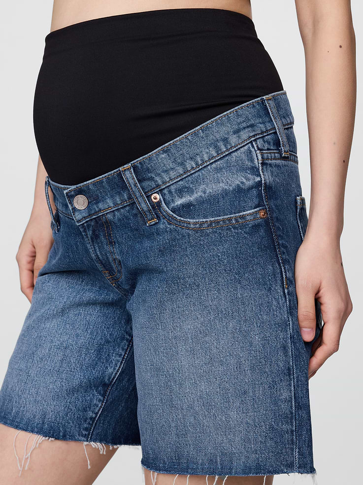Image number 4 showing, 7" Maternity Full Panel Denim Bermuda Shorts