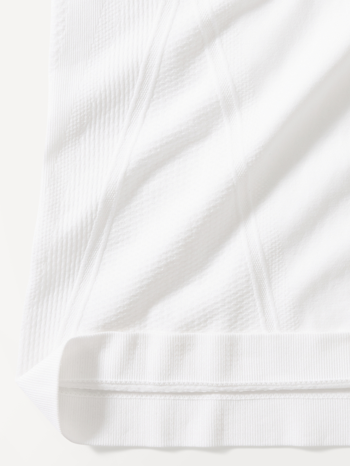 Momentum Seamless Tee | Athleta