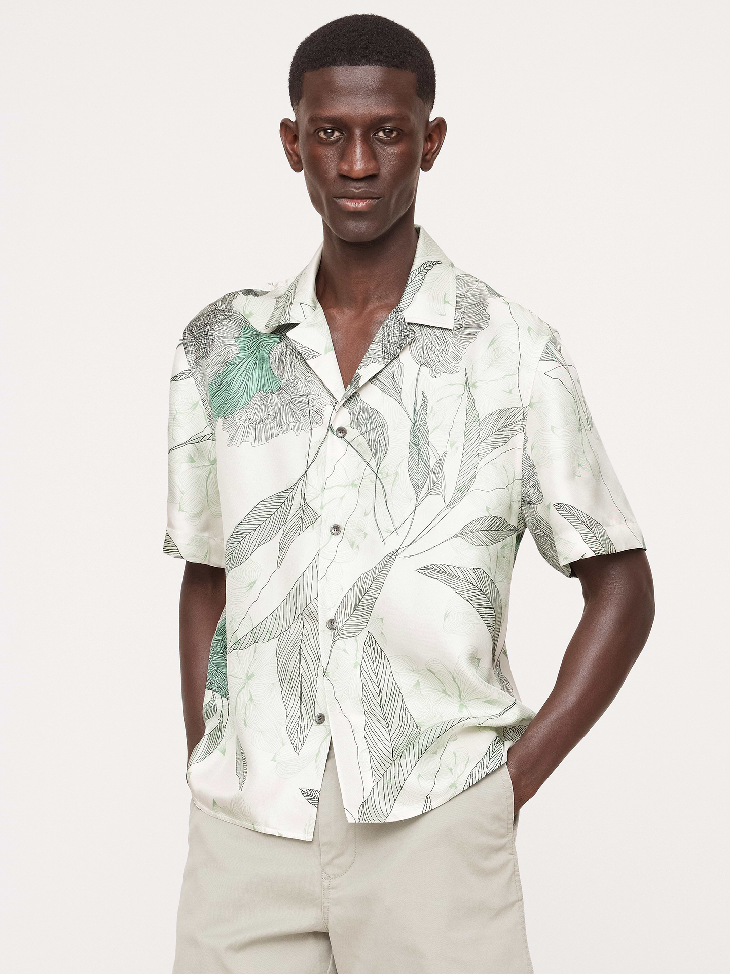 Image number 1 showing, Standard-Fit Silk Resort Shirt
