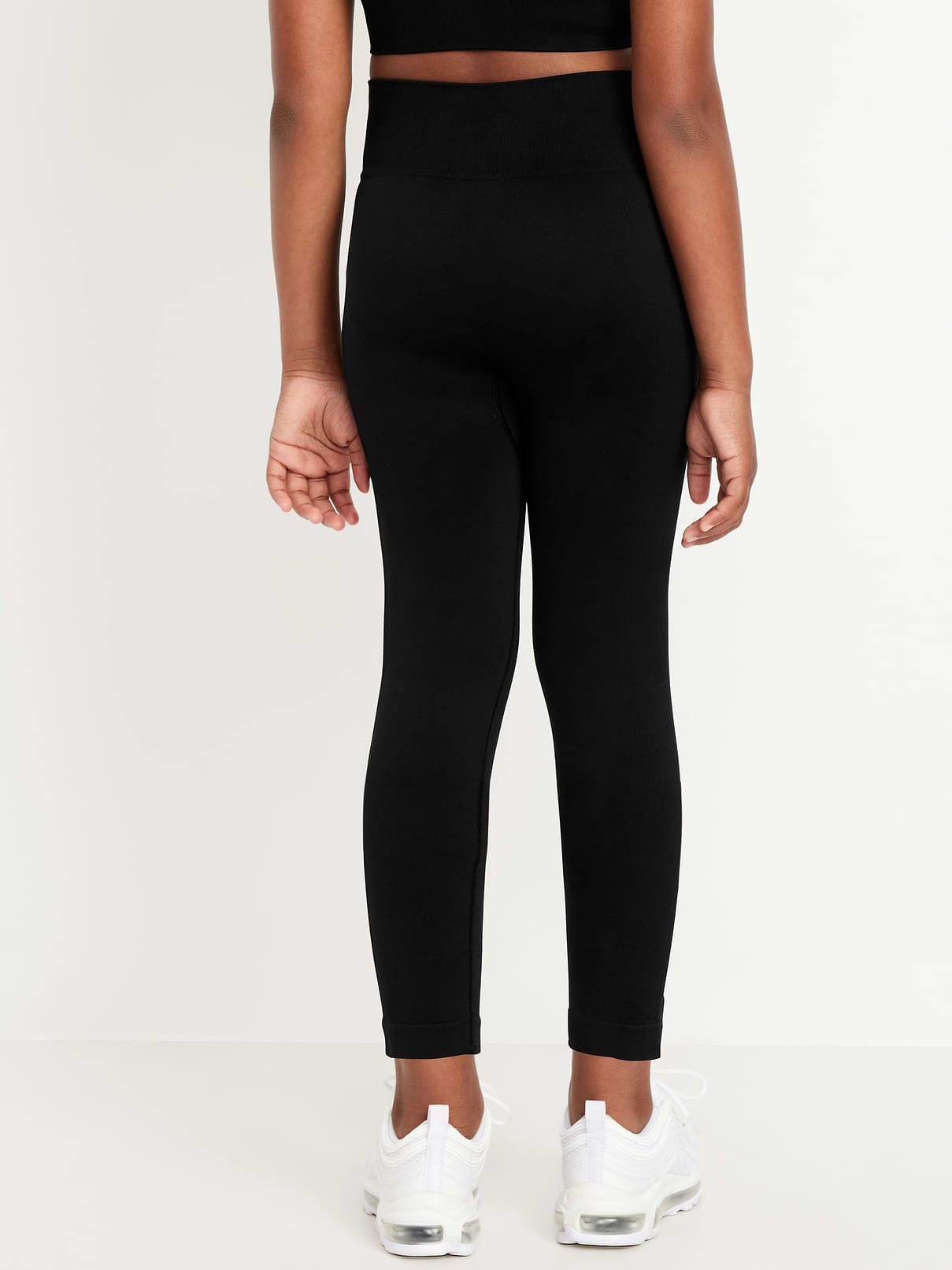 Image number 2 showing, Fitted High-Waisted 7/8-Length Seamless Performance Leggings for Girls