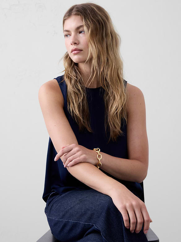 Toggle Chain Bracelet