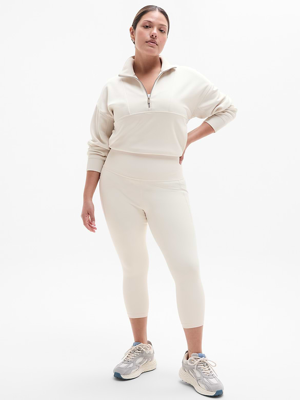Salutation Stash High Rise Capri Legging