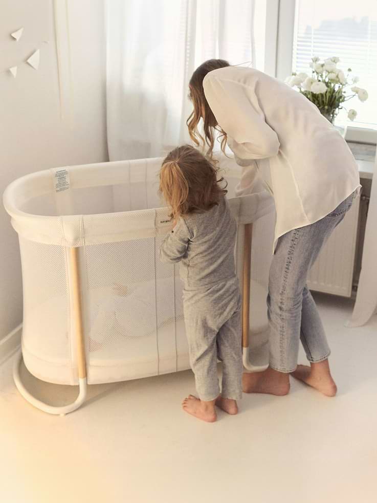 Image number 3 showing, BabyBjorn Baby Crib