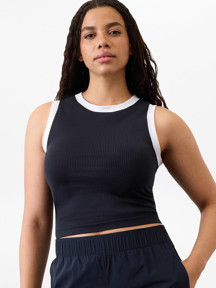 Image 1 of 4, FOR: Commuting, work, and travel, FEEL: Seamless construction for maximum comfort and minimal chafing, FAVE: Works as a close-to-body base layer or teamed up with your favorite bottoms, Product #586282