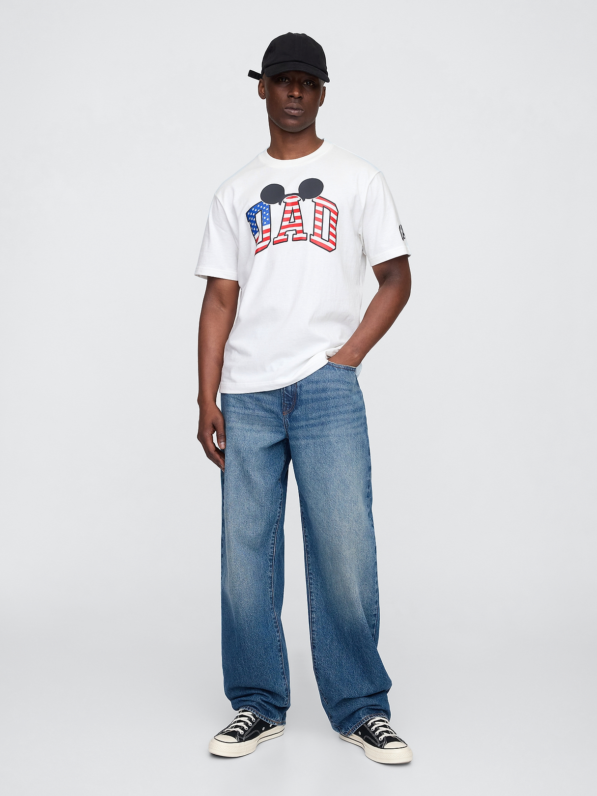 Gap × Disney Everyday Soft Relaxed Graphic T-Shirt | Gap Factory