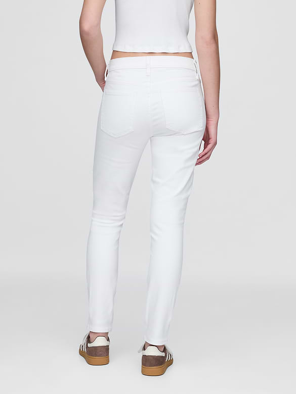 Mid Rise True Skinny Jeans