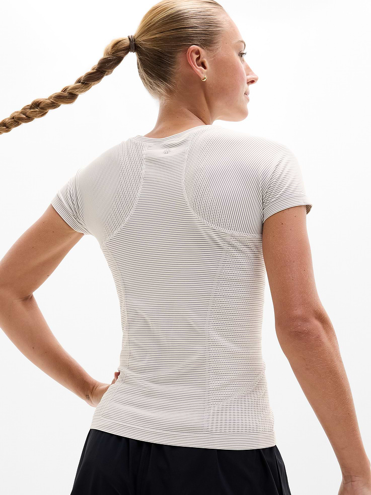 Image number 3 showing, Momentum Seamless Tee