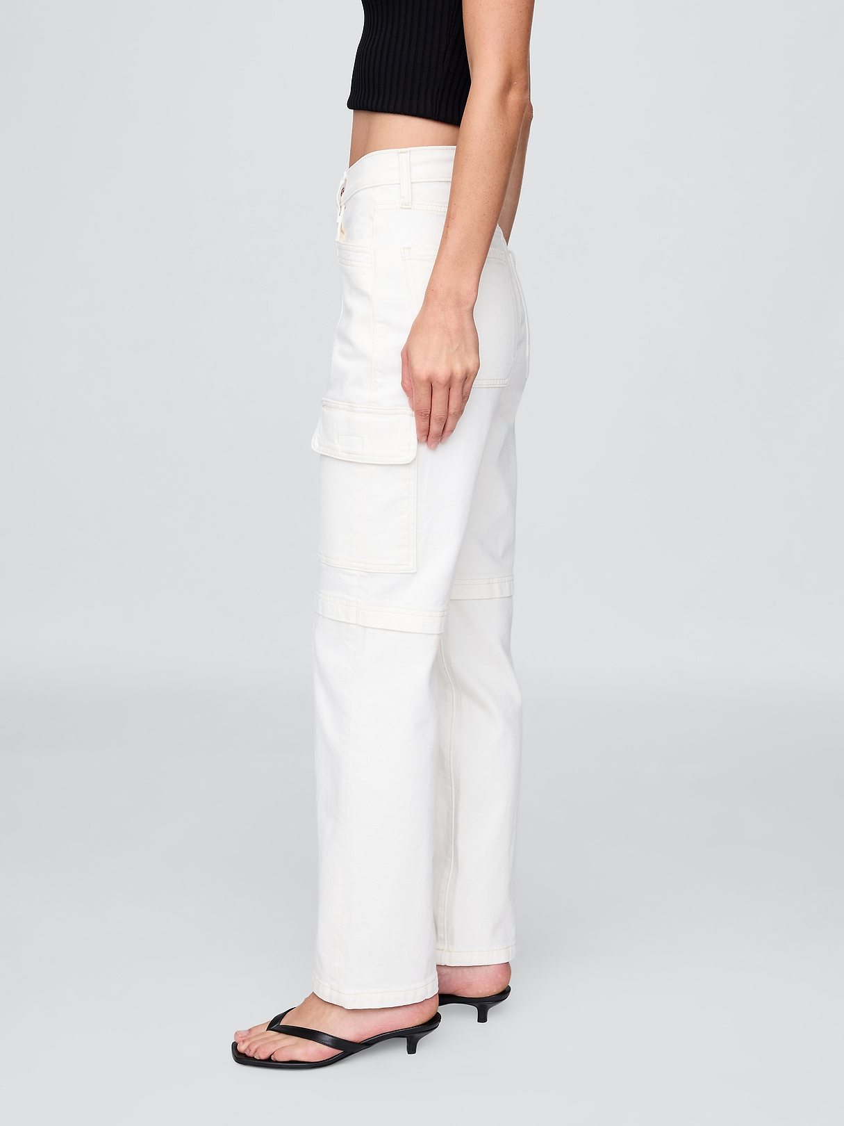 Mid Rise '90s Loose Cargo Jeans | Gap