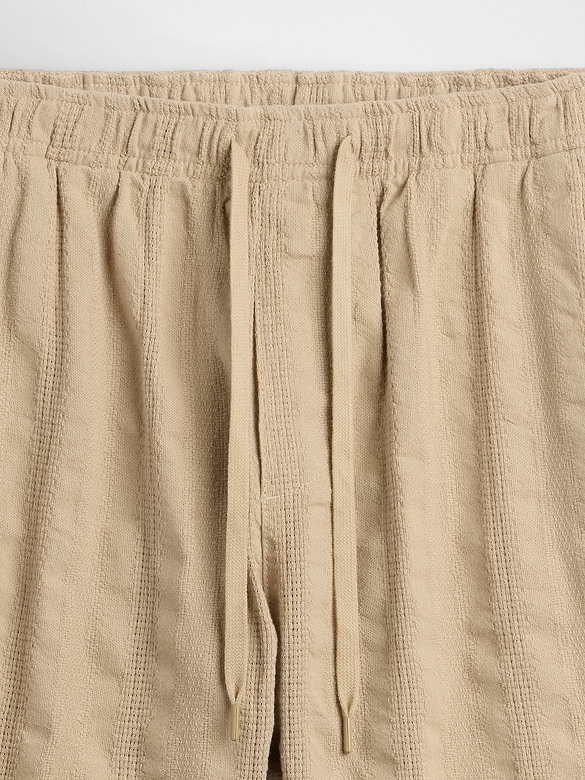 7" Textured Easy Shorts