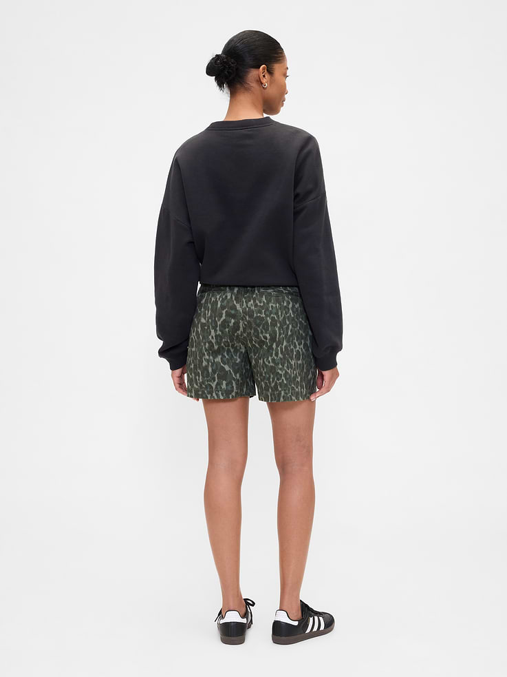 Image 4 of 7, 5" Mid Rise Downtown Khaki Shorts
