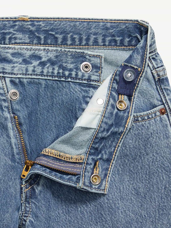 Jean brodé coupe très généreuse à ceinture croisée et à jambe large pour fille