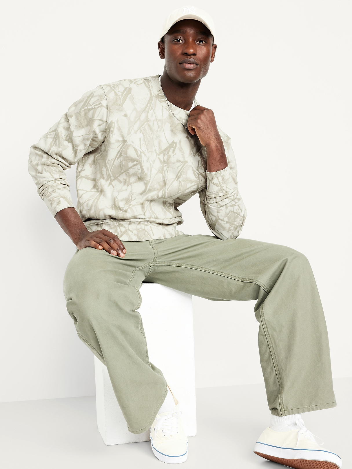 Loose Printed Rotation Crew-Neck Sweatshirt | Old Navy