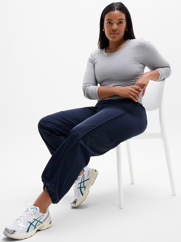 Renew Seamless Crewneck Top
