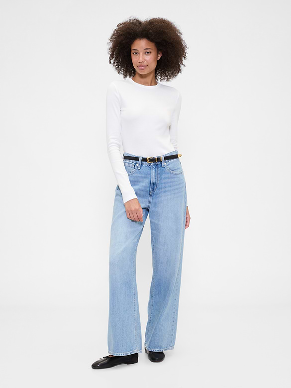 Essential Ribbed Crewneck T-Shirt