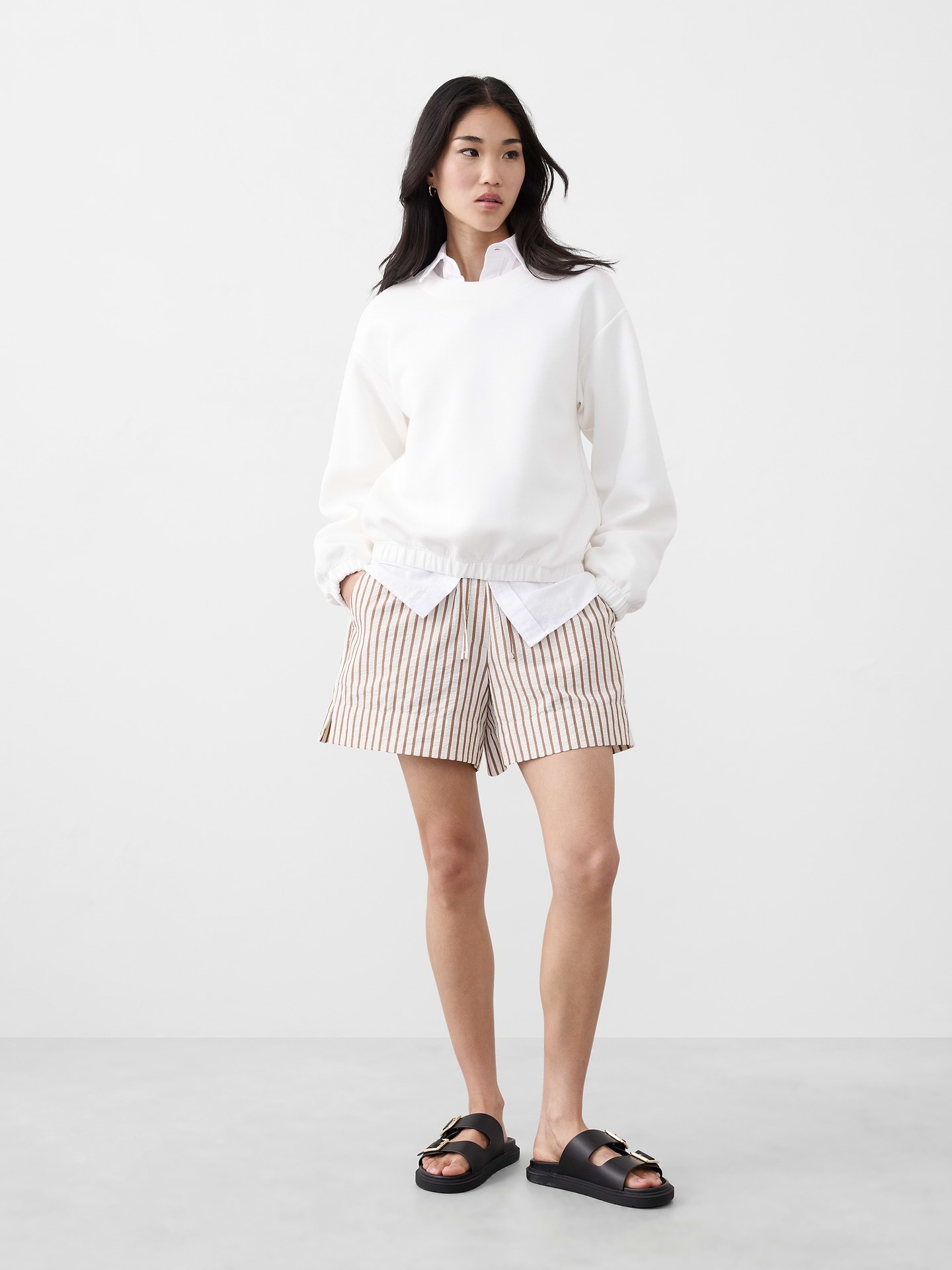 Image number 1 showing, Weekender High-Neck Sweatshirt