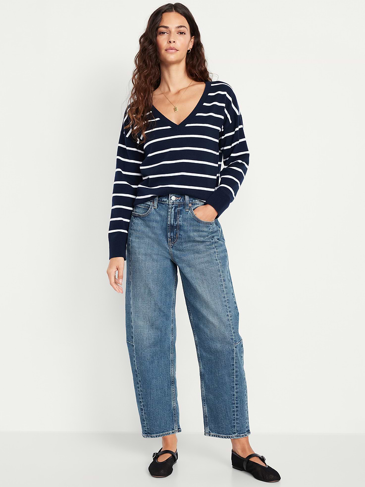 Image number 1 showing, High-Waisted Baggy Barrel Ankle Jeans